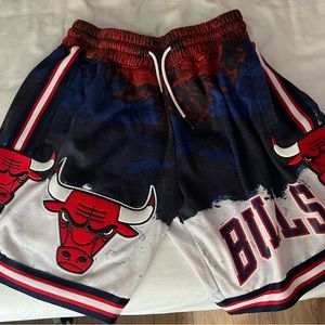 Chicago bulls and pistons pro standard authentic luxury shorts